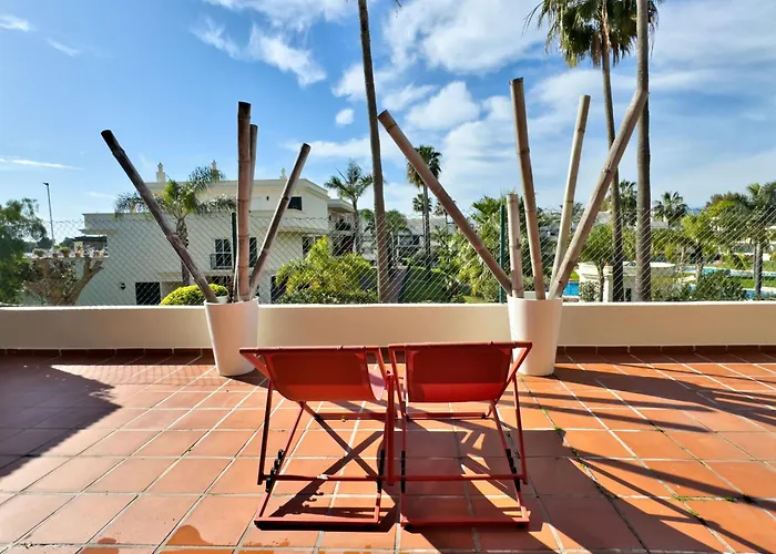 Bajo Con Terraza En Lorcrimar V דירה *