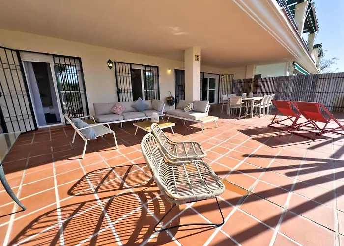 Bajo Con Terraza En Lorcrimar V * מארבלה