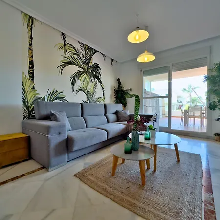 West-facing Near Puerto Banus *