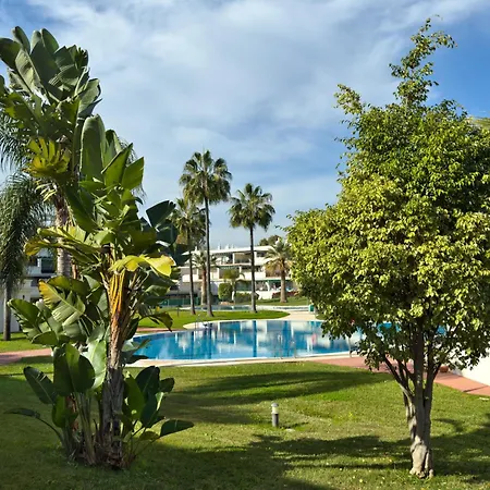 Apartment West-facing Near Puerto Banus