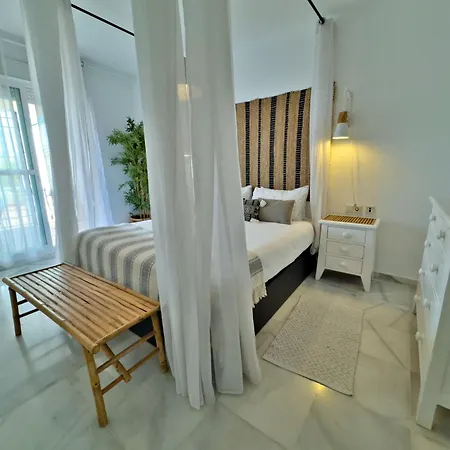 Apartment Bajo Con Terraza En Lorcrimar V Marbella