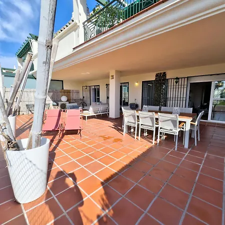Apartment Bajo Con Terraza En Lorcrimar V Marbella